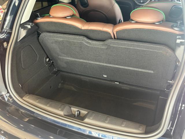 MINI クーパーS 60イヤーズエディション 2年保証 特別仕様車 茶レザー 純ナビ Bカメラ(10枚目)