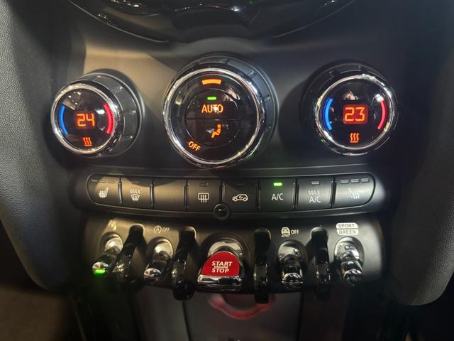 MINI クーパーS 60イヤーズエディション 2年保証 特別仕様車 茶レザー 純ナビ Bカメラ(27枚目)