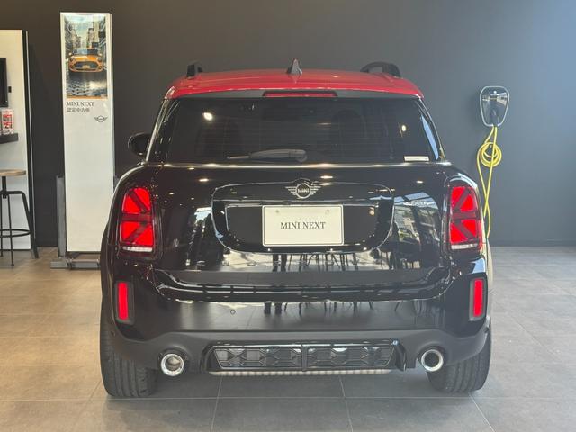 MINI ジョンクーパーワークス クロスオーバー YOURSパッケージ 電動シート シートヒーター 4輪駆動 後期型 TVチューナー バックカメラ LEDライト 純正ナビ 純正アルミホイール ACC(2枚目)