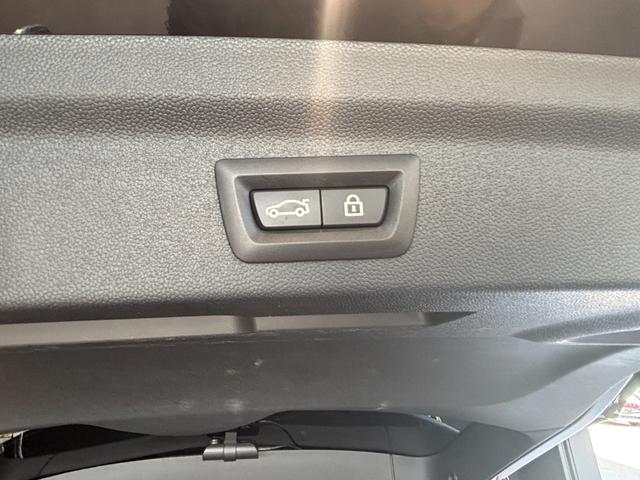 MINI ジョンクーパーワークス クロスオーバー YOURSパッケージ 電動シート シートヒーター 4輪駆動 後期型 TVチューナー バックカメラ LEDライト 純正ナビ 純正アルミホイール ACC(13枚目)