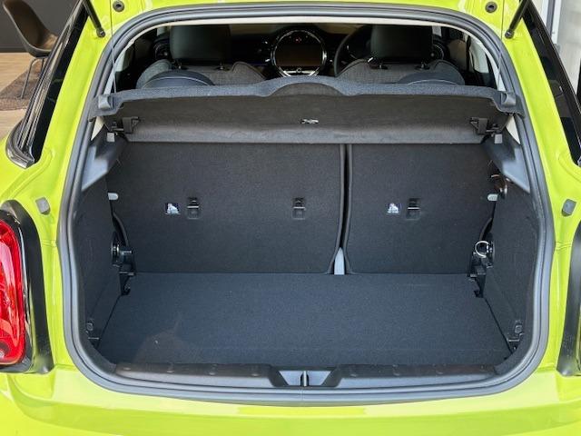 MINI クーパーSプレミアムプラスパッケージクラシックトリム 2年保証 後期モデル Appleカープレイ バックモニター 前後センサー(11枚目)