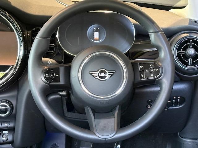 MINI クーパーSプレミアムプラスパッケージクラシックトリム 2年保証 後期モデル Appleカープレイ バックモニター 前後センサー(14枚目)