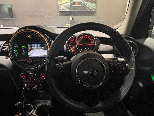 MINI クーパーD 純正ナビ バックカメラ ETC 衝突被害軽減ブレーキ スマートキー ドライブレコーダー 禁煙車 オートライト クリーンディーゼル(15枚目)