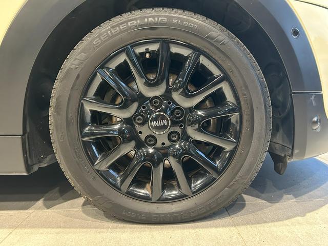 MINI クーパー 2年保証 ワンオーナー 黒レザレットシート シートヒーター 純正ナビ Bカメラ(10枚目)