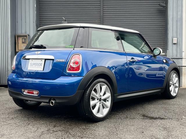 ＭＩＮＩ クーパー　ディーラー記録簿（Ｈ２５．２６．２９．３０．３１．Ｒ２．３．４．５）／ＨＩＤヘッドライト／オートライト／オートワイパー／純正１７インチアルミホイール／ＥＴＣ／スペアキー（12枚目）