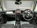 ＭＩＮＩ クーパー　ディーラー記録簿（Ｈ２５．２６．２９．３０．３１．Ｒ２．３．４．５）／ＨＩＤヘッドライト／オートライト／オートワイパー／純正１７インチアルミホイール／ＥＴＣ／スペアキー（6枚目）