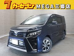 トヨタ　ヴォクシー　ＺＳ　７人乗り　メモリーナビ　両側電動スライド