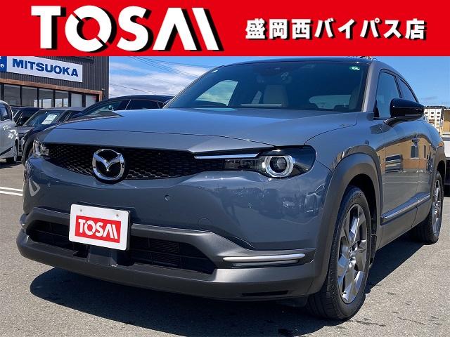 モダンコンフィデンス　４ＷＤ　セーフティＰＫＧ　追突防止装置　誤発進防止装置　横滑り防止装置　マツダコネクトナビ　Ｂｌｕｅｔｏｏｔｈ　フルセグ　ＥＴＣ　ＢＯＳＥサウンド　ＬＥＤヘッドライト　シートヒーター　レーダークルーズ