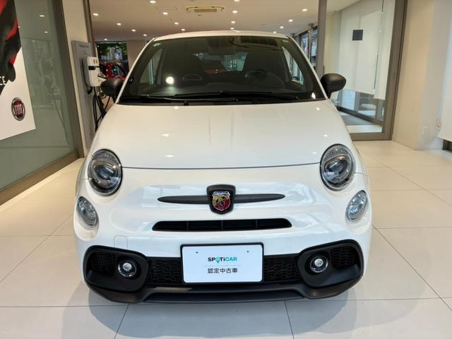 アバルト595 F595(1枚目)