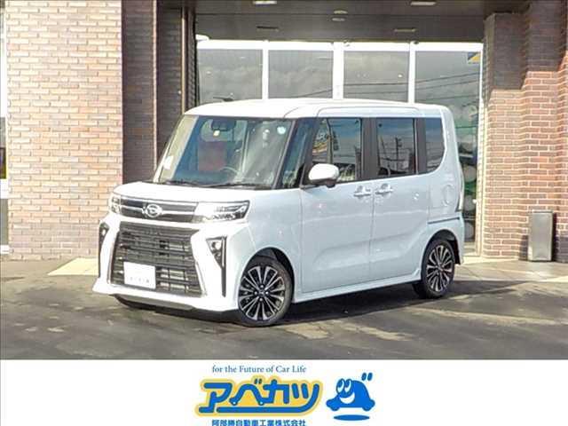 ダイハツ タント カスタムＲＳ　パノラマモニター　届出済未使用車　衝突被害軽減ブレーキ　両側パワースライドドア　プッシュスタート　オートエアコン　キーフリー