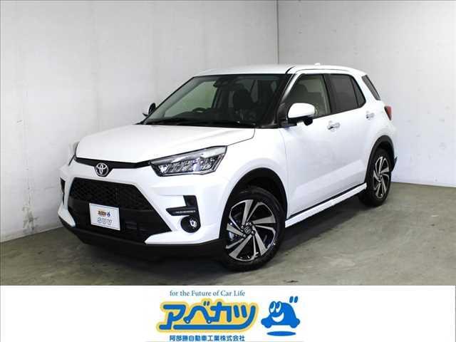 Z 登録済未使用車 衝突軽減ブレーキ クルーズコントロール コーナーセンサー シートヒーター オートライト 横滑り防止 アイドリングストップ プッシュスタート 17インチアルミホイール(1枚目)