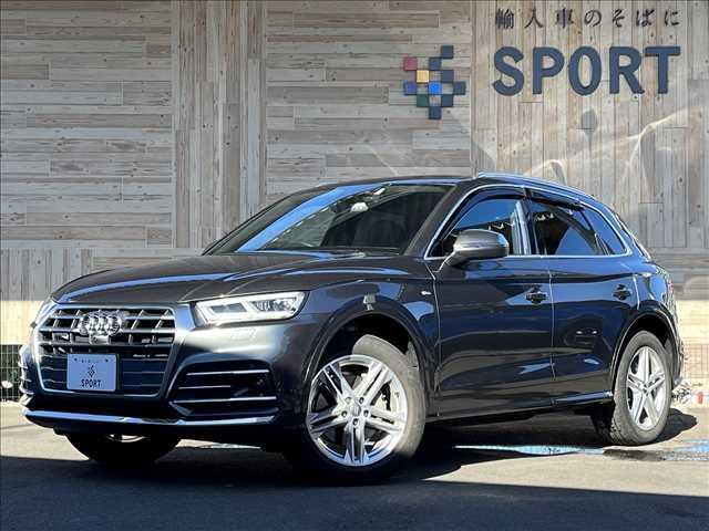 アウディ Q5