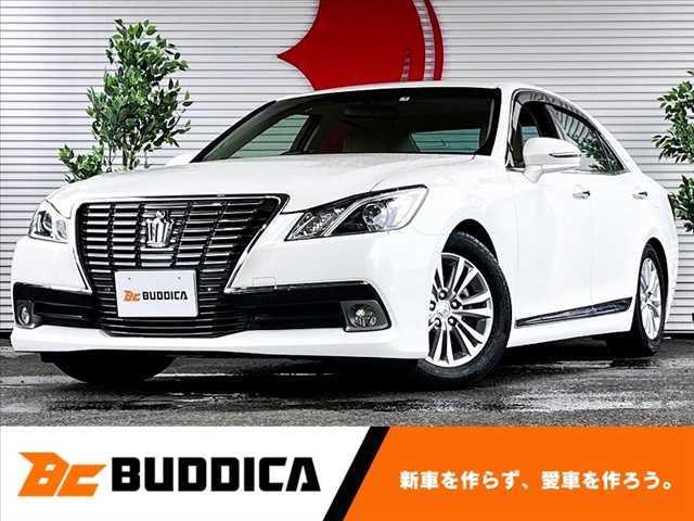 トヨタ クラウン ロイヤルサルーン　ムーンルーフ　フルセグナビ　ＨＩＤヘッド　Ｐセンサー　エンジンスターター　フォグ　車高調　Ｂカメラ　ＤＶＤ　Ｐスタート　横滑防止　スマートキー　ライト　パワーシート　ＡＢＳ　マットバイザー　クルコン