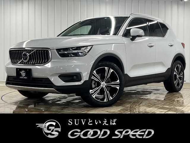 ボルボ ＸＣ４０ Ｂ４　ＡＷＤ　インスクリプション　メーカーナビＴＶ　ＡｐｐｌｅＣａｒＰｌａｙ　黒革　電動シート　シートヒーター　ブラインドスポット　リアトラフィックモニター　アダプティブクルコン　ＬＥＤ　４ＷＤ