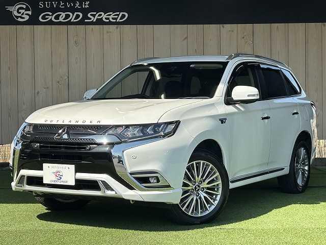 三菱 アウトランダーＰＨＥＶ Ｇプラスパッケージ　充電コード付き　ルーフレール　全方位カメラ