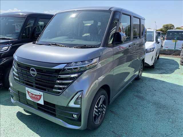 日産 ルークス ハイウェイスター　Ｘ　届出済未使用車　衝突軽減ブレーキシステム　横滑り防止装置　アイドリングストップ　禁煙車　オートエアコン　純正アルミホイール　パワーステアリング　パワーウインドウ　プッシュスタート　修復歴無