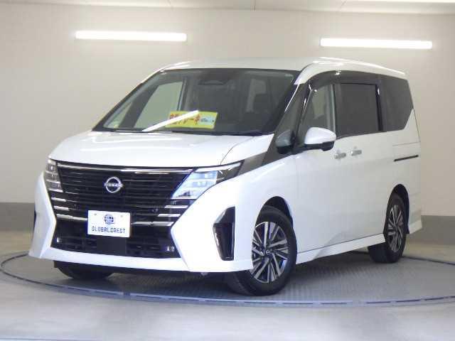 日産 セレナ e-POWER 2023年モデル LUXIONの価格・性能・装備 日産 セレナ e-POWER 2023年モデル LUXIONの価格・性能・装備