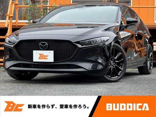 ＭＡＺＤＡ３ファストバック(マツダ) ２０Ｓ　ブラックトーンエディション　マツダコネクト／全方位モニター／Ｂｌｕｅｔｏｏｔｈ／ＣＤ・ＤＶＤ　ＢＯＳＥサウンドシステム　パワーシート　シートヒーター　電動格納ミラー 中古車画像