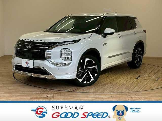 沖縄県の中古車ならアウトランダーＰＨＥＶ Ｐ　マイパイロット　ＢＯＳＥプレミアムサウンド　全周囲カメラ　ブラインドスポットモニター　レーンキープ　電動リアゲート　コーナーセンサー　衝突軽減ブレーキ　ブラックレザーシート　ＬＥＤヘッドライト