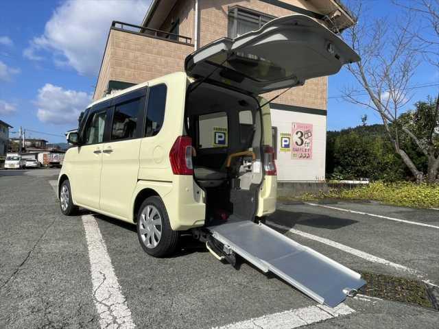 タント(ダイハツ) スローパーL“SAII”車いす移動車 手動スロープ 車いす乗降用電動ウインチ 中古車画像