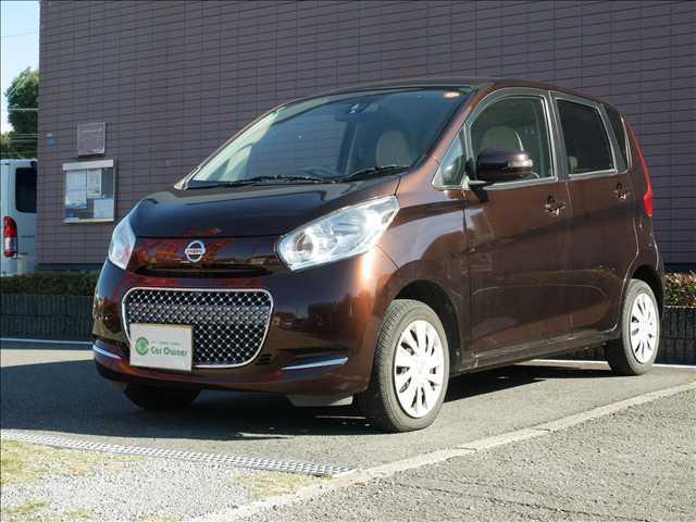 Ｐスタート・スマートキー・エマージェンシーブレーキ・全方位モニター