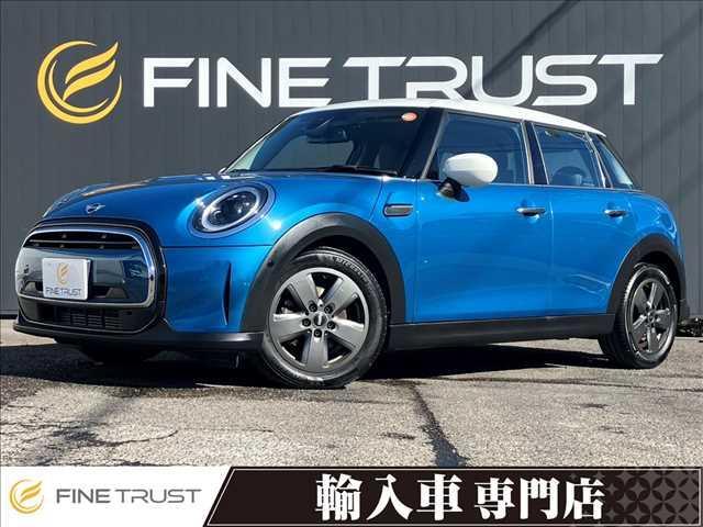【愛知県／春日井市】輸入車専門店／ミニ！ 後期型　クラシックトリム　ドライビングアシストパッケージ　禁煙車