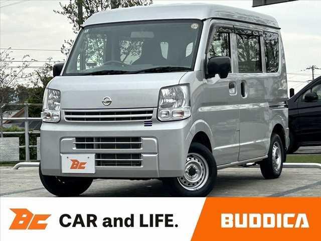 ＮＶ１００クリッパーバン(日産) ＤＸ　禁煙車　５速ＭＴ　パワステ　エアコン　ＡＢＳ　ハイルーフ　プライバシーガラス　ＡＣソケット　オーバーヘッドシェルフ　純正ラジオチューナー　ＷＳＲＳエアＢ　ゴムマット　ドアバイザー 中古車画像