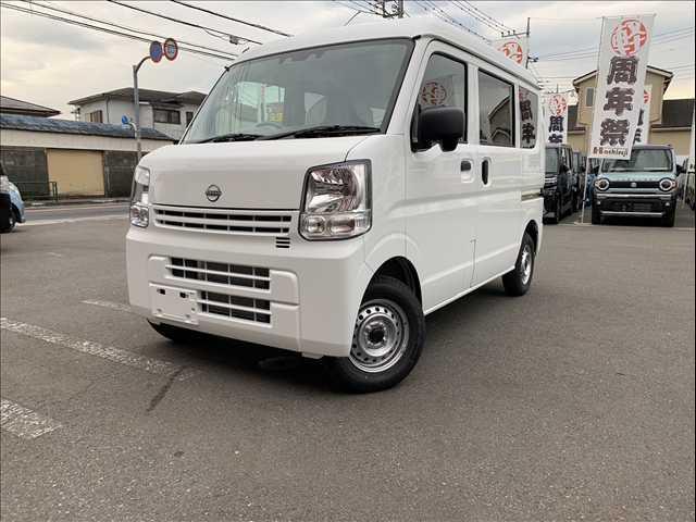 クリッパーバン(日産) ＤＸ　ＤＸ　届出済未使用車　軽バン　衝突軽減ブレーキ　キーレスエントリー　パワーウィンドウ　マニュアルエアコン　ＡＭ／ＦＭラジオ　アイドリングストップ 中古車画像