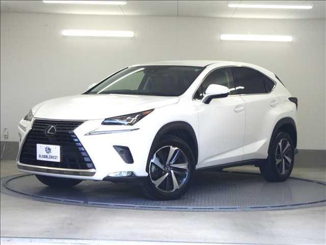 ＮＸ(レクサス) ＮＸ３００　バージョンＬ　全方位カメラ　純正ナビ／ＴＶ　オートハイビーム　シートクーラー　全周囲　ナビＴＶ　衝突被害軽減　Ｓキー　キーレス　ＥＴＣ車載器　本革シート　クルコン　ＬＥＤヘッド　バックモニター　横滑り防止装置　シートヒーター　パワーシート 中古車画像