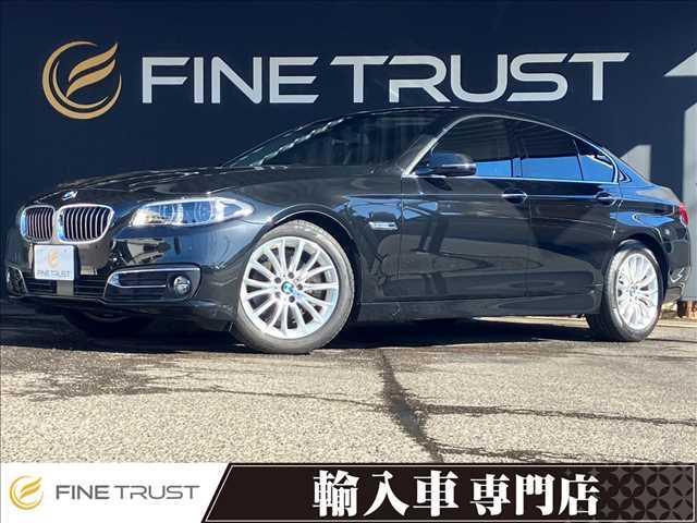 ５シリーズ(BMW) ５２３ｉ　Ｌｕｘｕｒｙ　後期型　本革　レーダークルコン　ＬＥＤライト 中古車画像
