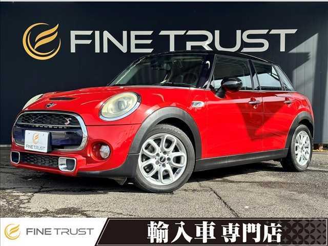 ファイントラスト春日井店　ＴＥＬ：０５６８ー８６ー２ ペッパーパッケージ　ＬＥＤヘッドライト　純正ＨＤＤナビ　バックカメラ