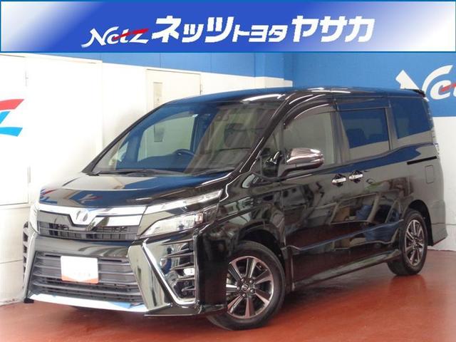 ZS 煌 フルセグ メモリーナビ DVD再生 ミュージックプレイヤー接続可 バックカメラ 衝突被害軽減システム ETC ドラレコ 両側電動スライド LEDヘッドランプ ウオークスルー 乗車定員8人 3列シート(1枚目)