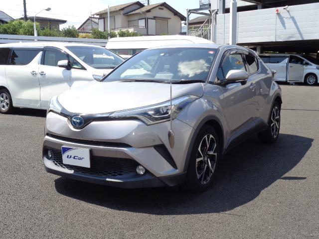 トヨタ C-HR G パワーウィンドウ ハーフ革 TVナビの中古車