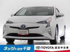 トヨタ　プリウス　Ｓセーフティプラス　フルセグ　メモリーナビ　バックカメラ