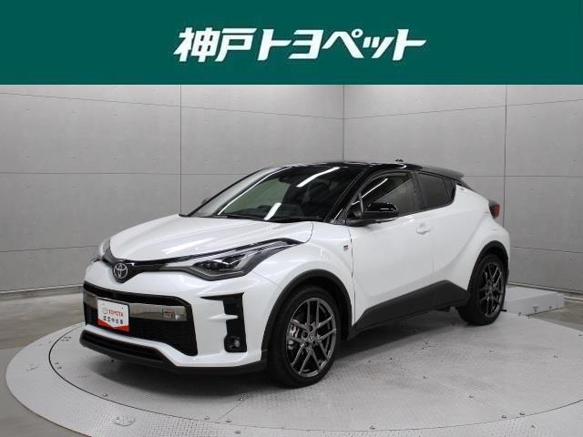 トヨタ Ｃ－ＨＲ Ｓ　ＧＲスポーツ　Ｔ‐Ｃｏｎｎｅｃｔナビ　ミュージックプレイヤー接続可　全周囲カメラ　ＥＴＣ２．０　シートヒーター　スマートキー　ＬＥＤヘッドライト　ＢＳＭ　ＴＳＳ