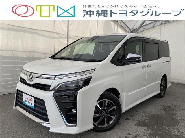 沖縄県中頭郡北谷町の中古車ならヴォクシー ＺＳ　フルセグ　メモリーナビ　後席モニター　バックカメラ　衝突被害軽減システム　ＥＴＣ　ドラレコ　両側電動スライド　ＬＥＤヘッドランプ　ウオークスルー　乗車定員７人　３列シート　記録簿　アイドリングストップ