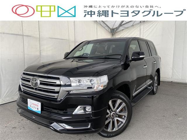 浦添市 沖縄トヨタ自動車（株）　トヨタウン浦添店 トヨタ ランドクルーザー ＺＸ　革シート　サンルーフ　４ＷＤ　フルセグ　メモリーナビ　ＤＶＤ再生　ミュージックプレイヤー接続可　バックカメラ　衝突被害軽減システム　ＥＴＣ　ドラレコ　ＬＥＤヘッドランプ　乗車定員８人 ブラック 3.9万km 2019(平成31)年