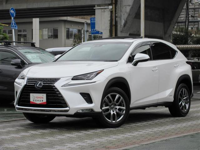 レクサス ＮＸ ＮＸ３００ｈ　バージョンＬ　革シート　サンルーフ