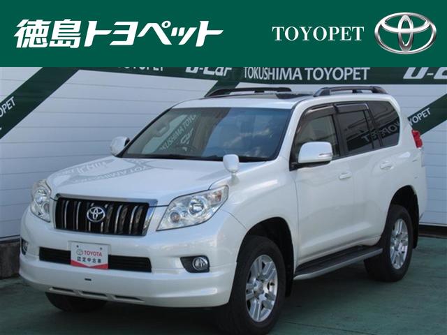 ＴＺ　サンルーフ　４ＷＤ　フルセグ　メモリーナビ　ＤＶＤ再生　ミュージックプレイヤー接続可　バックカメラ　ＥＴＣ　ドラレコ　ＬＥＤヘッドランプ　乗車定員７人　３列シート
