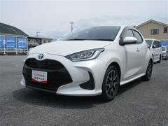 トヨタ　ヤリス　ハイブリッドＺ　メモリーナビ　ミュージックプレイヤー接続可　バックカメラ