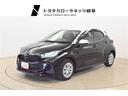 トヨタ ヤリス ハイブリッドＺ　ナビ付き　衝突回避ブレーキ　１オ...