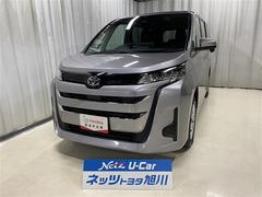トヨタ　ノア　Ｘ　４ＷＤ　メモリーナビ　ＤＶＤ再生