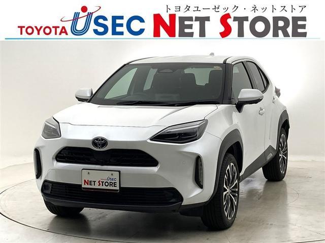 ヤリスクロス ハイブリッドＺ　雹害　プッシュスタート　ＰＤＡ　ＲＣＴＡ　ＲＣＤ　安心降車アシスト　ＲＳＡ　ステアリングヒーター　アドバンストパーク　ＴＳＳ　ＢＳＭ　全周囲カメラ　フルセグＴＶ　ディスプレイオーディオナビ（1枚目）