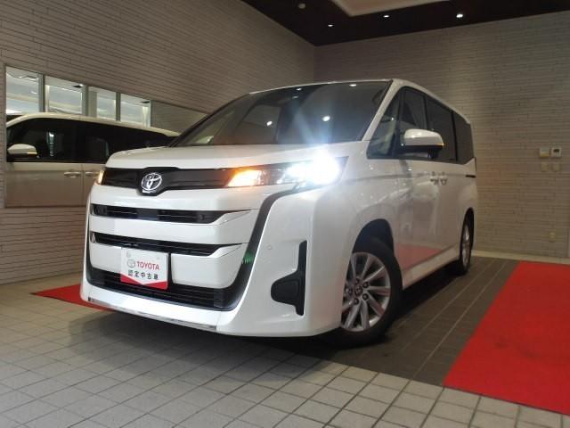 ノア Ｇ　トヨタ認定中古車　先進ライト　ミュージックプレイヤー接続可　バックカメラ　衝突被害軽減システム　ＥＴＣ　両側電動スライド　ＬＥＤヘッドランプ　ウオークスルー　乗車定員７人　３列シート　ワンオーナー（1枚目）