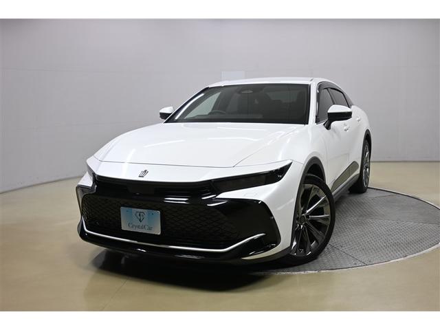 クラウンクロスオーバー入庫しました。とても綺麗でオススメの一台です。