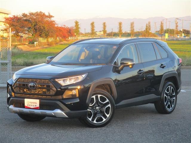 前使用歴当社試乗車　４ＷＤ　ディスプレイオーディオ（ナビ無・テレビ無）