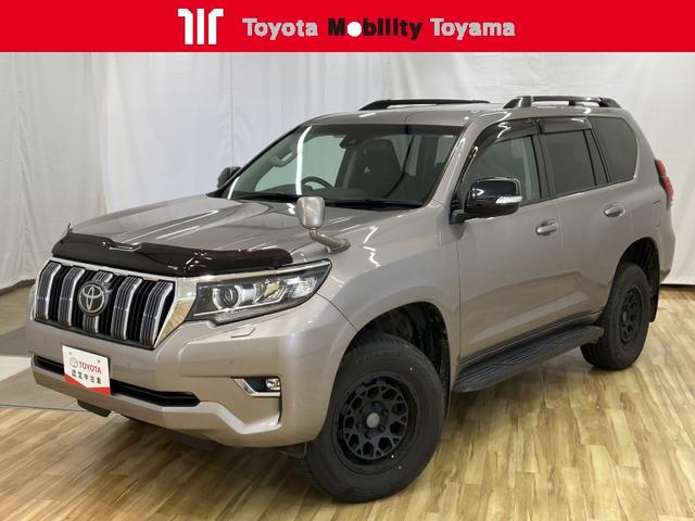 ランドクルーザープラド(トヨタ) ＴＸ　４ＷＤ　フルセグ　メモリーナビ　ＤＶＤ再生　バックカメラ　衝突被害軽減システム　ＥＴＣ　ＬＥＤヘッドランプ　乗車定員７人　３列シート 中古車画像