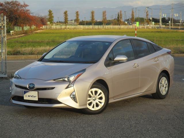 トヨタカローラ新潟　カーロッツ新潟です♪ メモリーナビ　ワンセグテレビ　バックモニター　ＬＥＤヘッドランプ