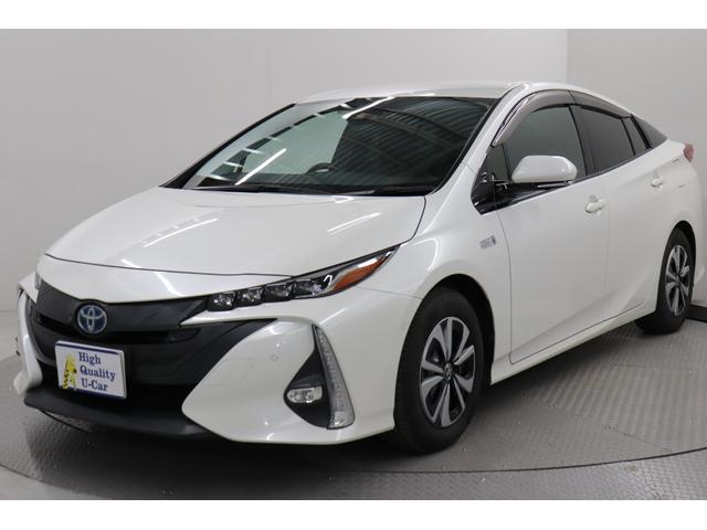 プリウスＰＨＶ(トヨタ) Ａナビパッケージ　衝突軽減　ＡＣ１００Ｖ電源　スマキー　バックモニタ−　ミュージックプレイヤー接続可　ＬＥＤヘッドライト　ワンオーナー　フルセグ　ドライブレコーダー　横滑り防止機能　電動シート　記録簿　メモリーナビ 中古車画像