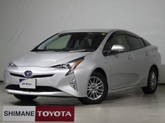 プリウス S 4WD フルセグ メモリーナビ DVD再生 バックカメラ 衝突被害軽減システム オートマチックハイビーム クルーズコントロール ETC プッシュスタート スマートキー LEDヘッドランプ 社外アルミ 中古車画像